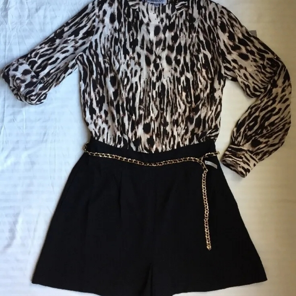 JLO JENNIFER LOPEZ Animal JUMPSUIT Size: 8 (MEDIUM) New  Chain ROMPER - Picture 3 of 11